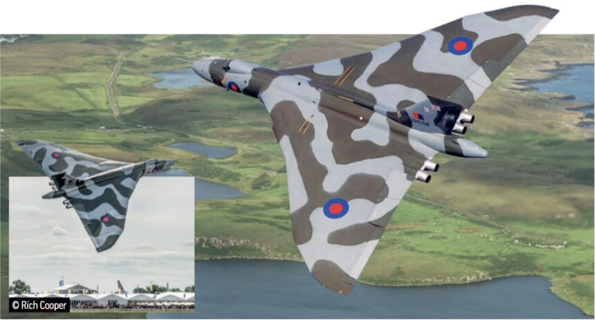 When the Vulcan bomber visited Eastbourne Airbourne - Eastbourne Newspaper
