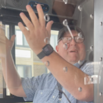 Eastbourne's singing bus driver in running for award - Eastbourne Newspaper